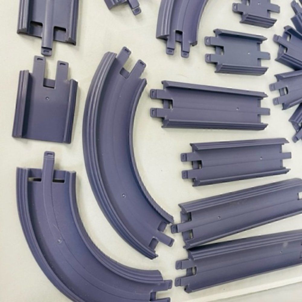 Chuggington Learning Curve Ludorum Plastic Train Track 24 Lot & Scale Excellent - Picture 3 of 7